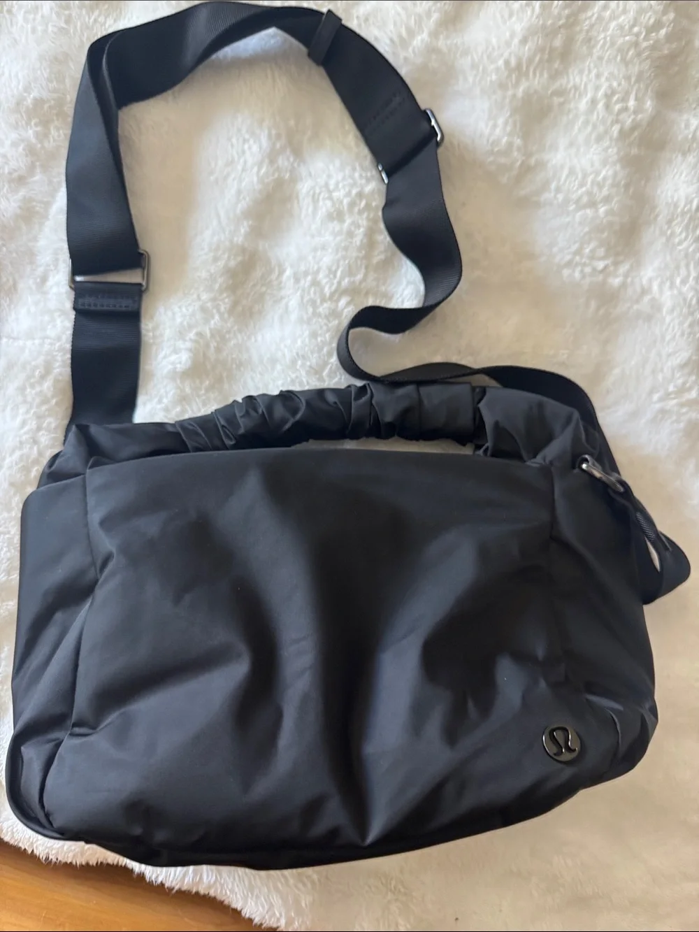 lululemon athletica Black Messenger Crossbody Bag